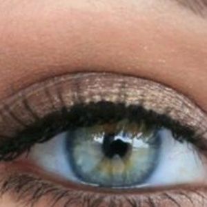 Meet your Posher, Kelle